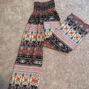 UNIQUE highwasisted pants 😍